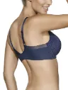 MIREIA-MARINO-DETRAS.webp