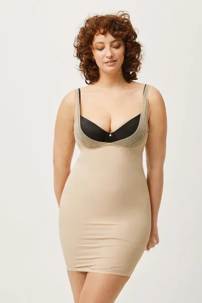 19628-nude.webp