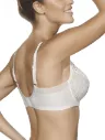 melany-marfil-detras.webp
