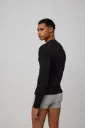 70102-negro-detras.webp